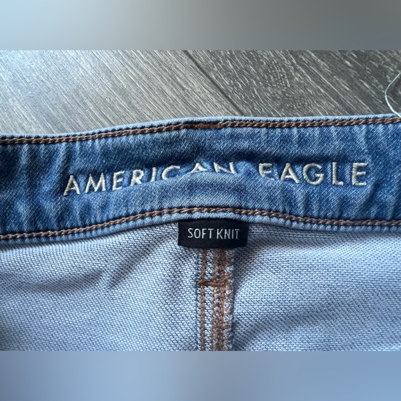 American Eagle Outfitters Soft Knit High Rise Distressed Jegging pants. Size 6 - Picture 8 of 14